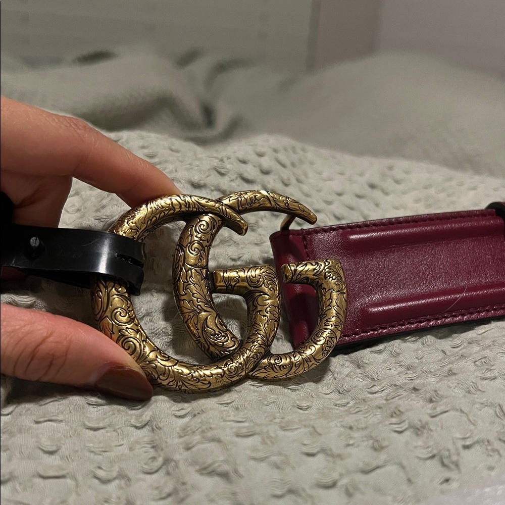 Gucci Memorable Buckle Belt with Gold Buckle (Burgundy)